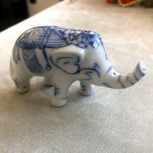 Blue White Porcelain Elephant Vintage, Collectible